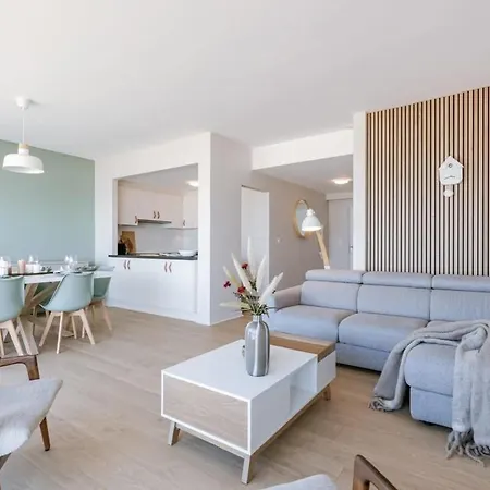 Huswell - Bright Seaview In Appartement Oostende