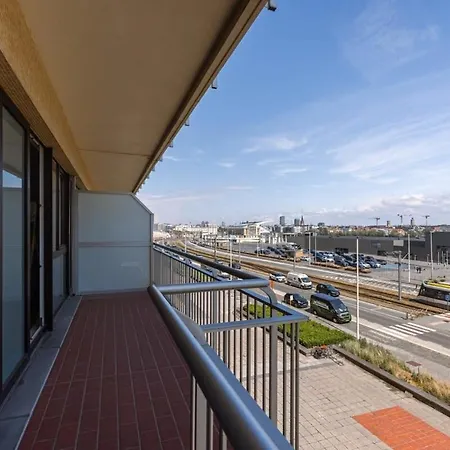 Huswell - Bright Seaview In דירה